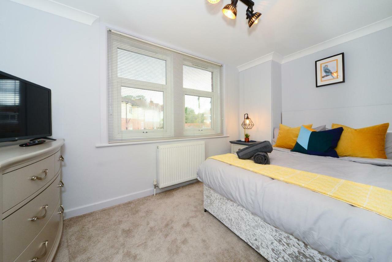 Beautiful Apartment Near Bournemouth, Poole & Sandbanks מראה חיצוני תמונה