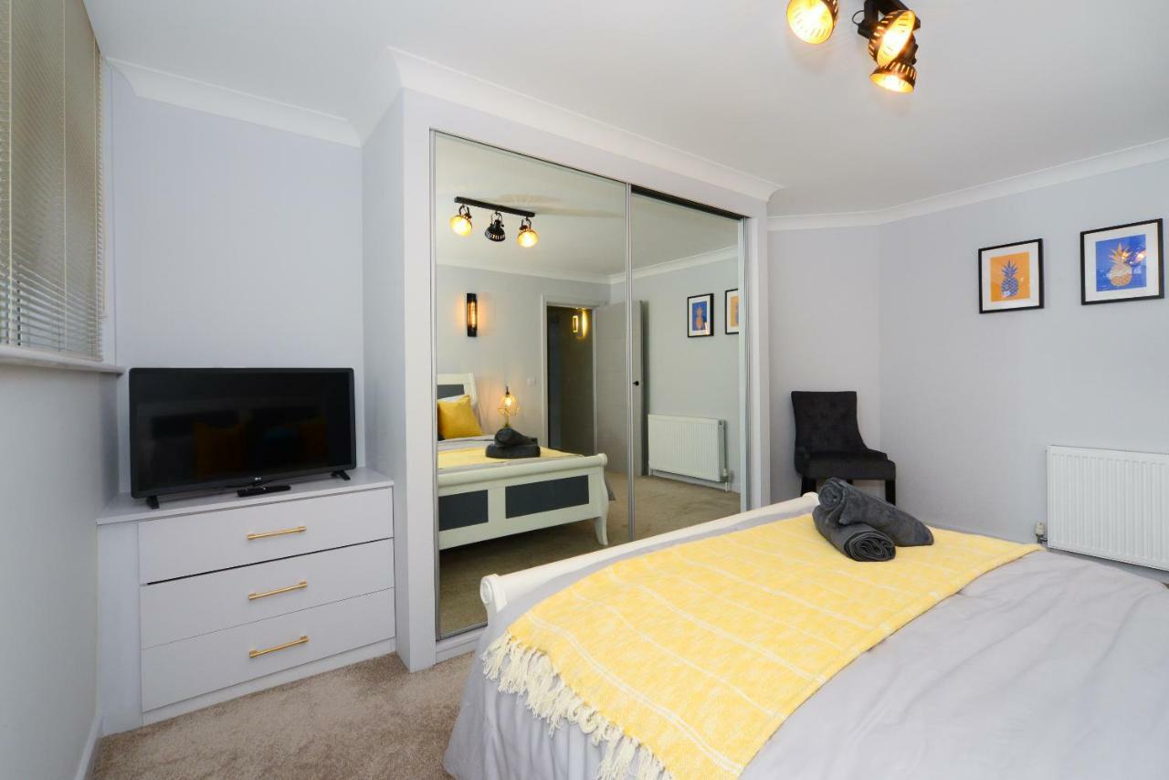 Beautiful Apartment Near Bournemouth, Poole & Sandbanks מראה חיצוני תמונה