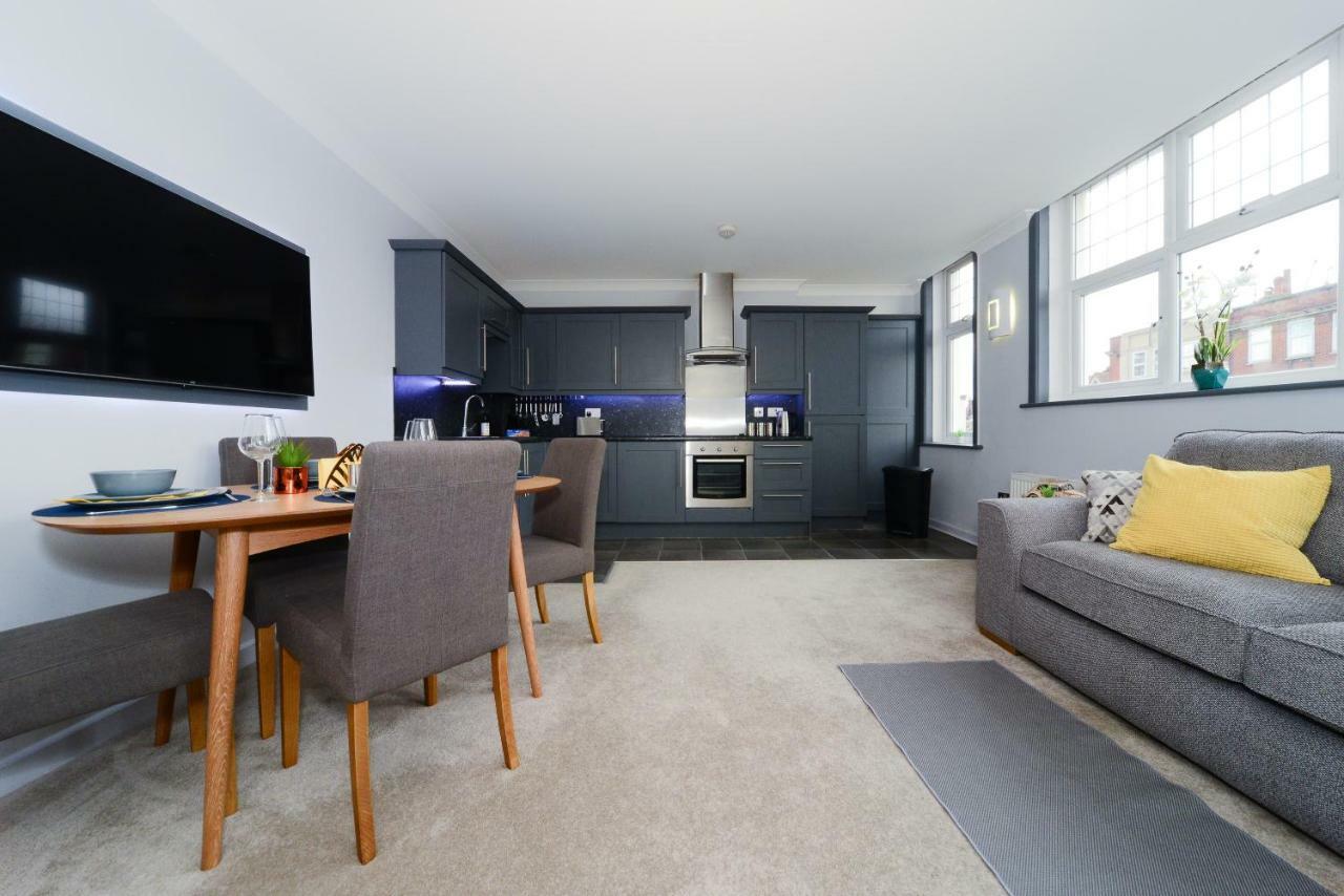 Beautiful Apartment Near Bournemouth, Poole & Sandbanks מראה חיצוני תמונה